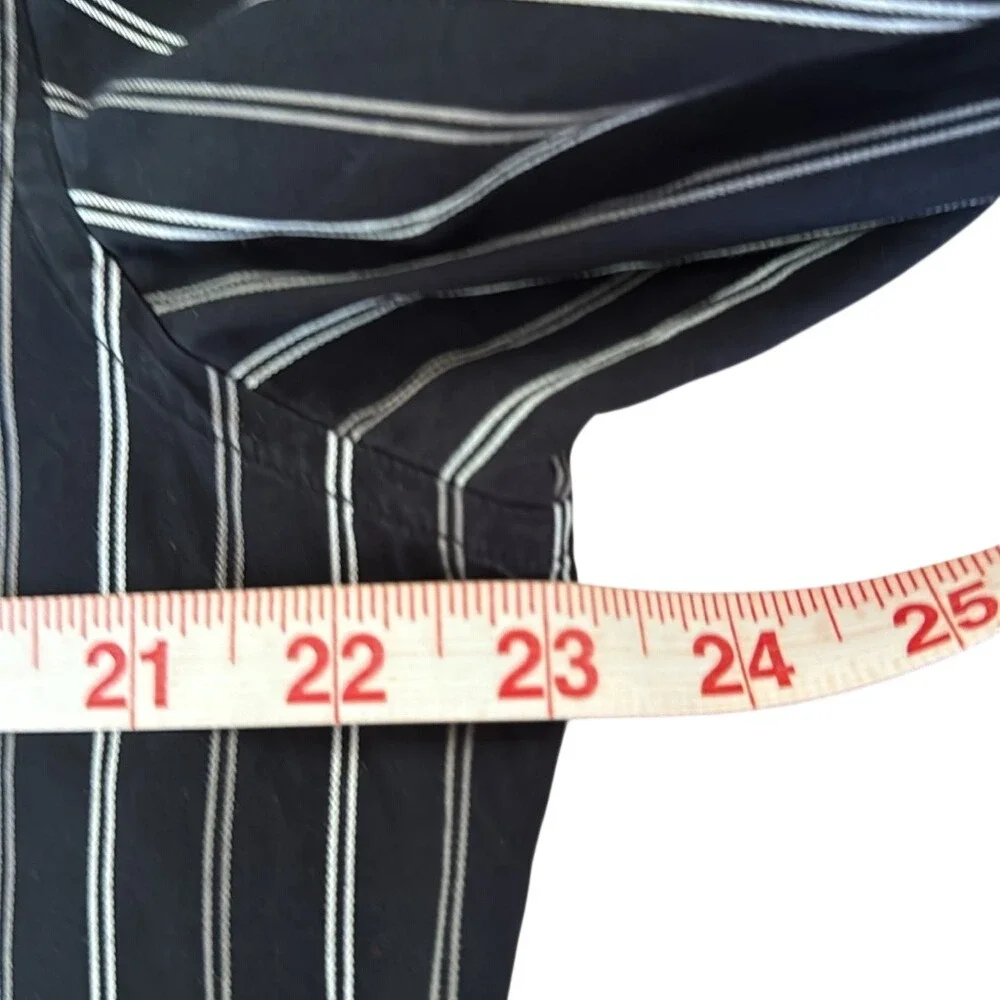 BANANA REPUBLIC-Men's Slim Fit. Black/White/Grey, Button Down,‎ Long Sleeve.